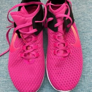 Women’s Nike athletic shoes